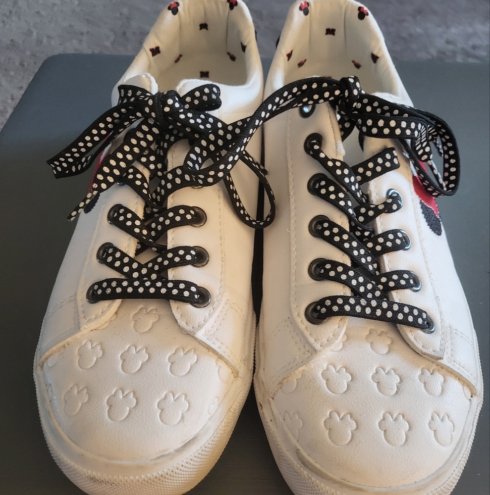 Disney White and Black Sneakers with Heart Pattern